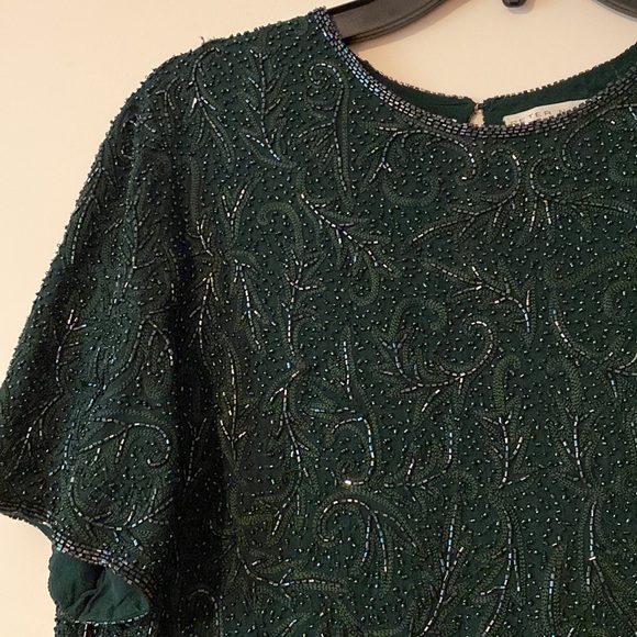 Vintage women’s Peter Nygård size small heavily beaded blouse top emerald green - Picture 5 of 9